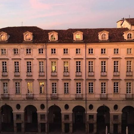 Charmant Maison In Centro Turin Exterior photo