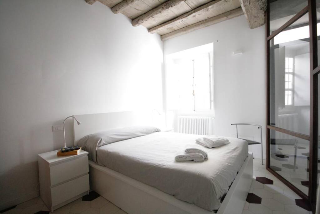 Charmant Maison In Centro Turin Exterior photo